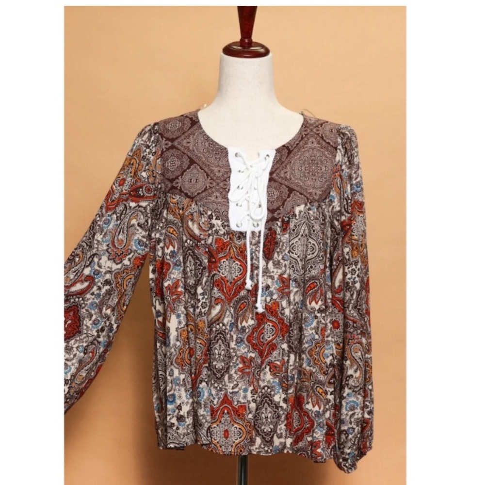New Sugarfox paisley boho top